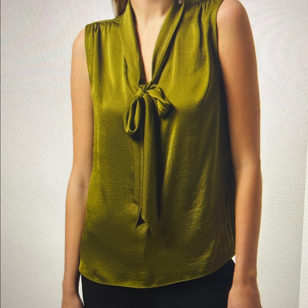 JOSEPH RIBKOFF NEVER WORN EArtichoke green Slvless Satin Top w front sash tie